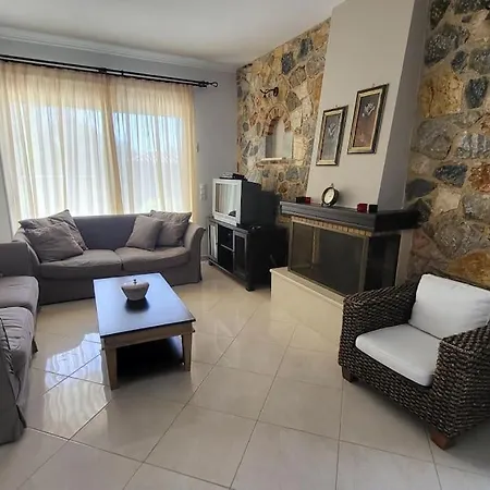 χαρά * Eretria (Evia)